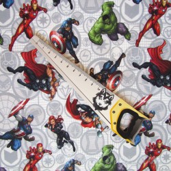 Tessuto Marvel Avengers Supereroi in azione | Tessuti Lupo